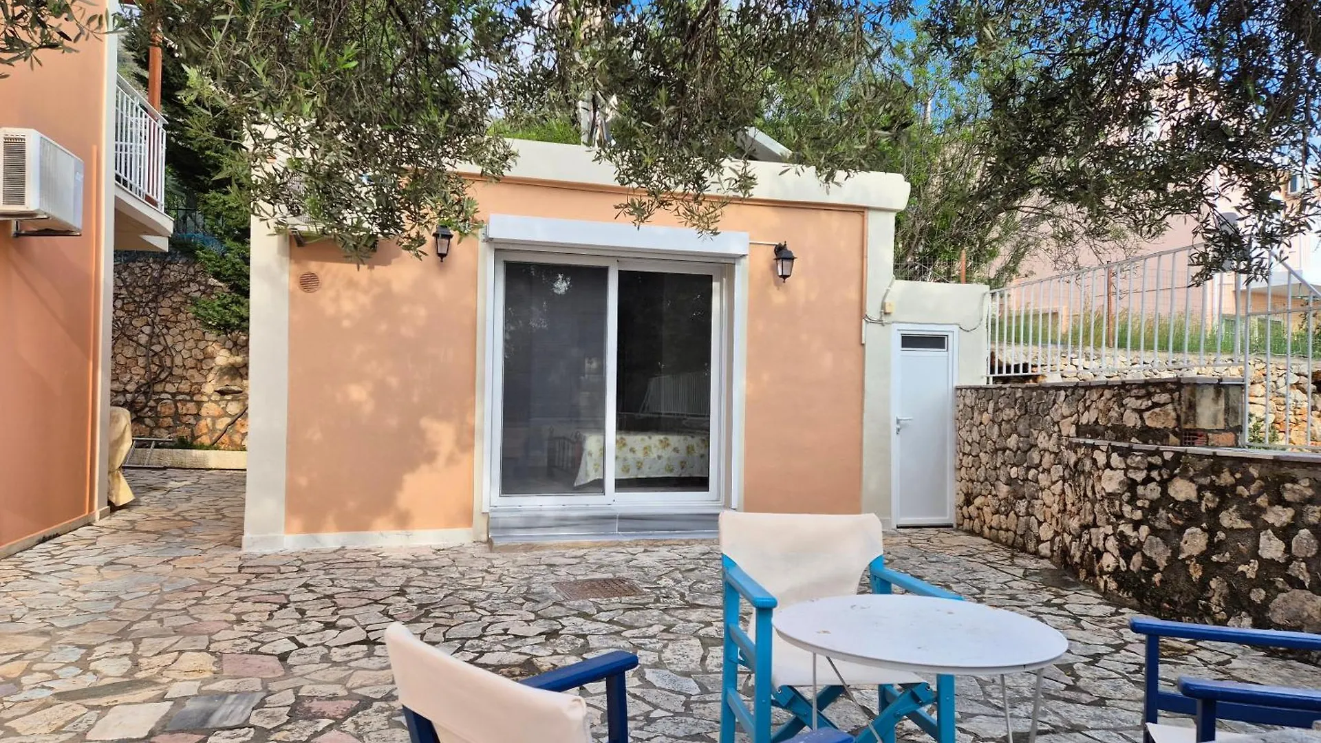 Casa Di Pietro 2 Villa Farsa